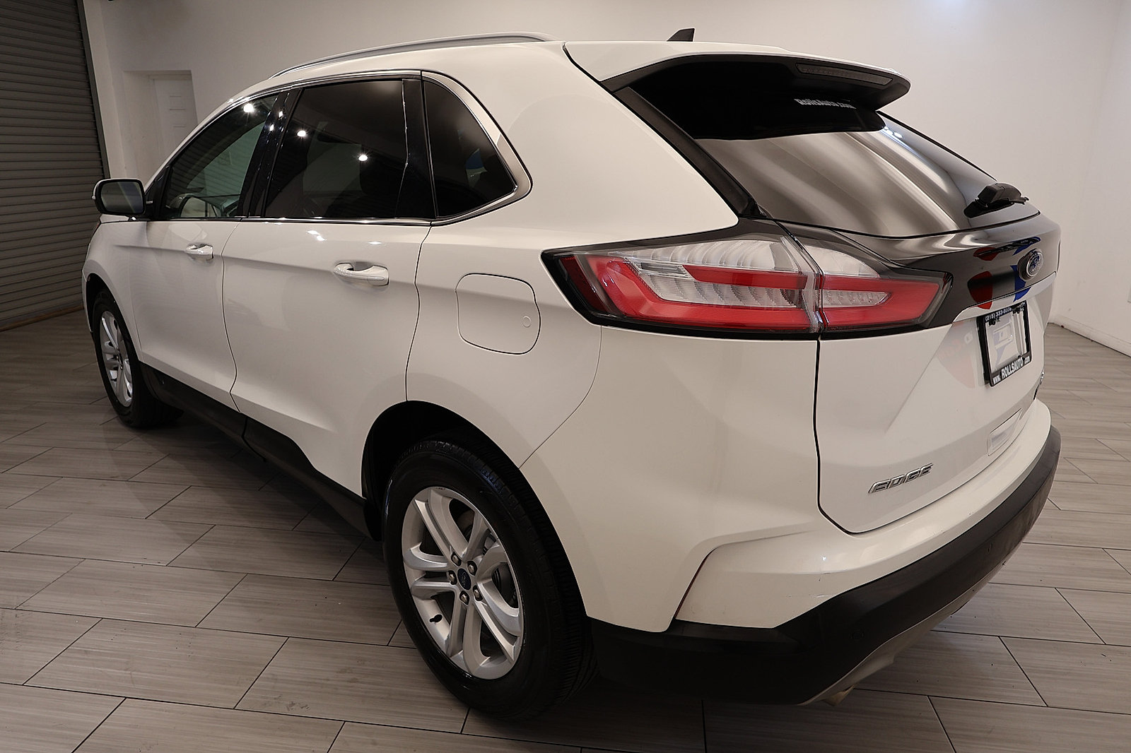 Used 2020 Ford Edge SEL w/ Convenience Package AWD/4WD image 3