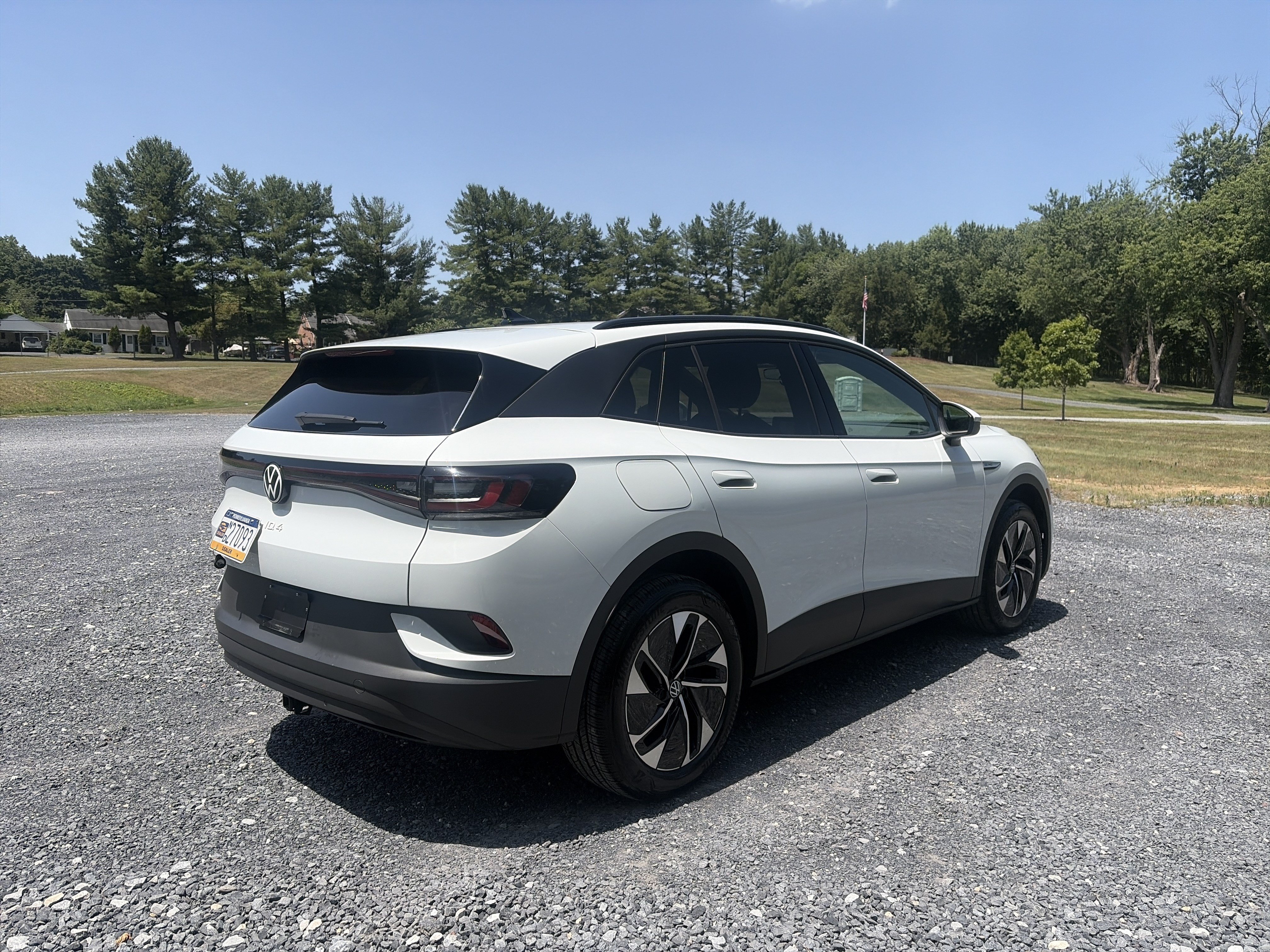 Used 2022 Volkswagen ID.4 Pro AWD/4WD image 5