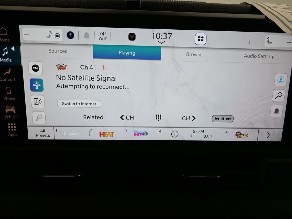 New 2025 Jeep Gladiator Sport image 24