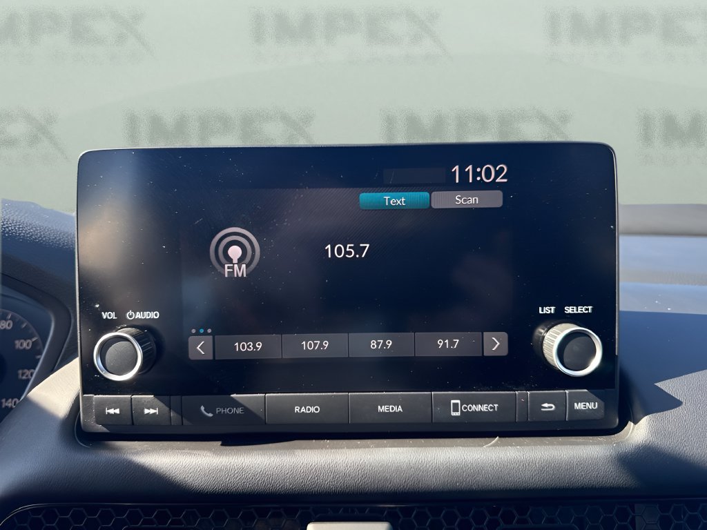 Used 2025 Honda HR-V LX image 17