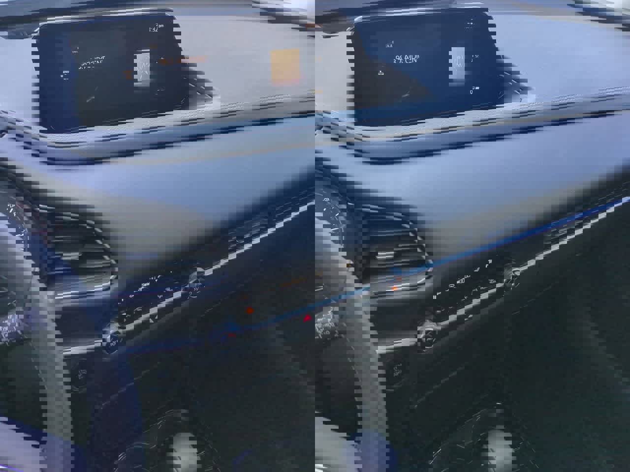 New 2025 MAZDA CX-30 AWD 2.5 S w/ Select Sport Pkg image 25