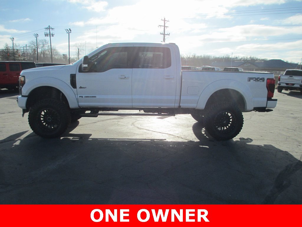 Used 2022 Ford F250 Lariat w/ Black Appearance Package image 7