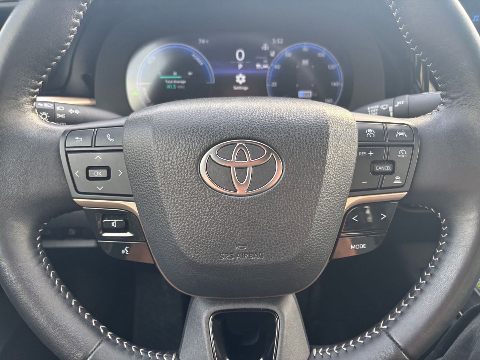 Used 2025 Toyota Crown XLE AWD/4WD image 64