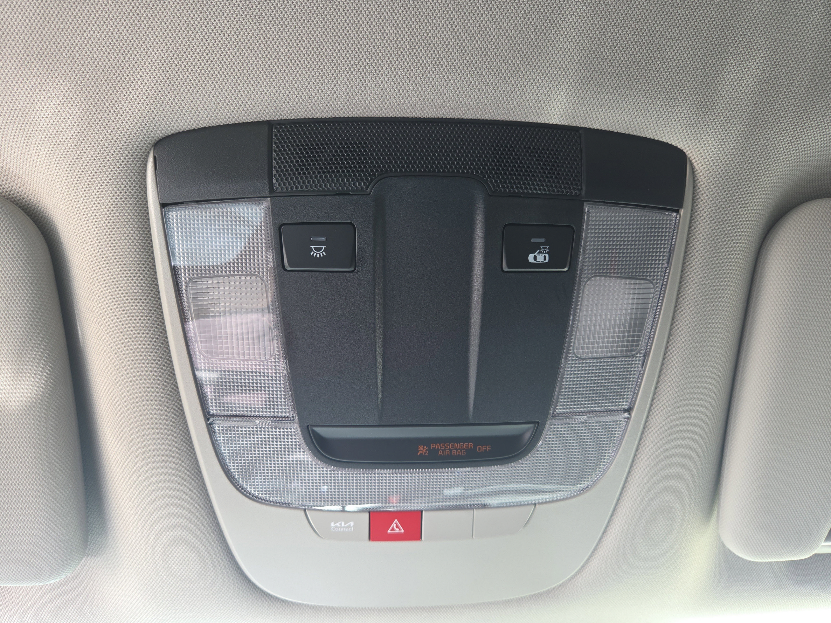 New 2026 Kia Sportage LX FWD image 17