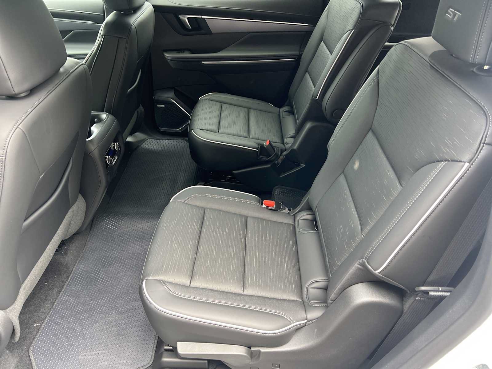 New 2026 Buick Enclave Sport Touring w/ Power Package FWD image 22