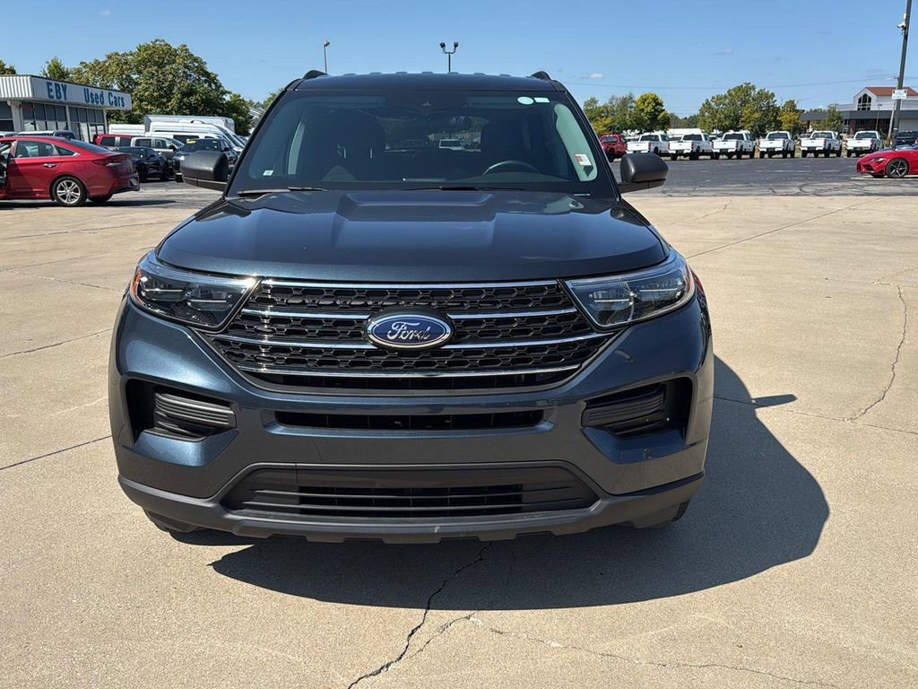 Used 2023 Ford Explorer XLT image 10