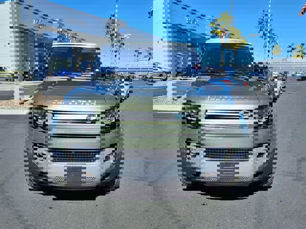 Used 2021 Land Rover Defender 90 First Edition image 10