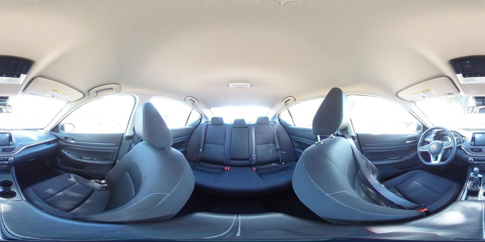 Used 2025 Nissan Altima 2.5 SV FWD image 43