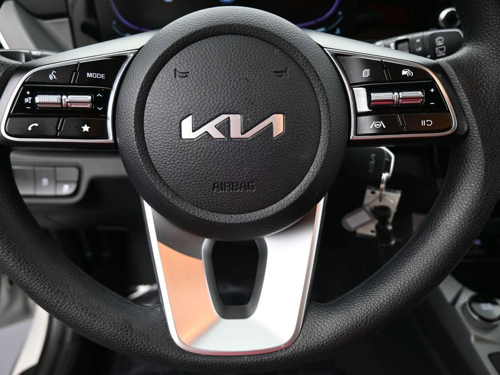 Used 2024 Kia Seltos LX image 28