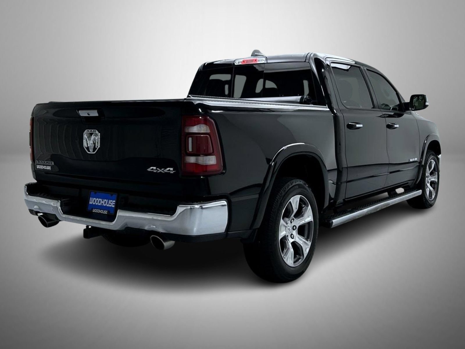 Used 2020 RAM 1500 Laramie AWD/4WD image 5