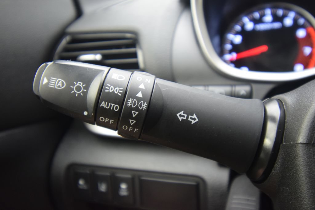 Used 2025 Mitsubishi Eclipse Cross SE AWD/4WD image 33