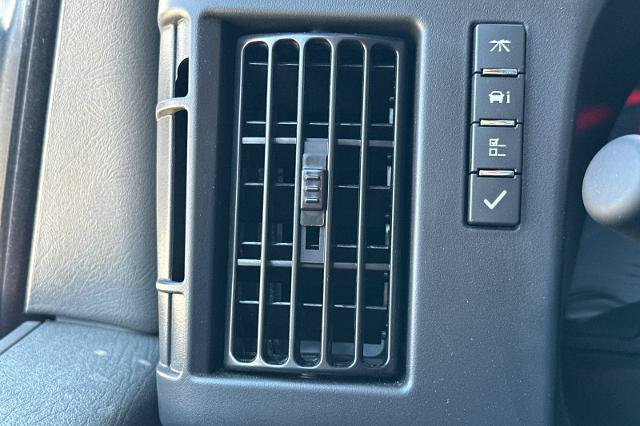 New 2026 Chevrolet Express 2500 w/ Driver Convenience Package RWD image 31