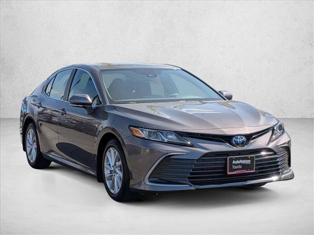 Certified 2024 Toyota Camry LE image 3