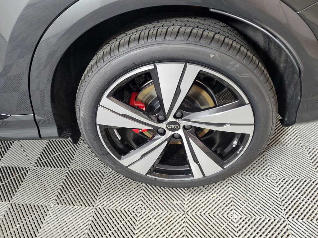 New 2026 Audi SQ5 Premium Plus AWD/4WD image 8