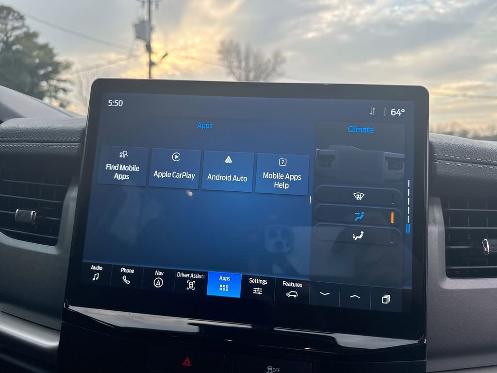 Used 2022 Ford Expedition XLT image 26