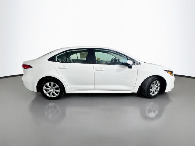 Used 2026 Toyota Corolla LE FWD image 9