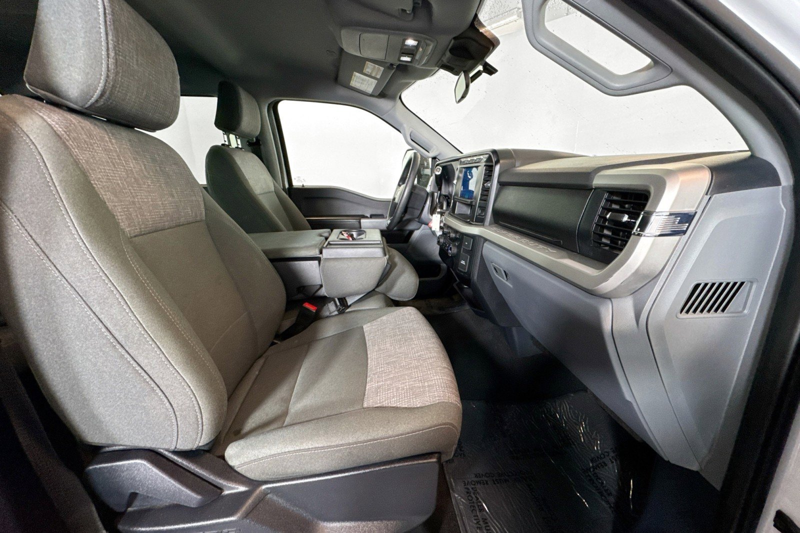 Used 2024 Ford F250 XLT image 26