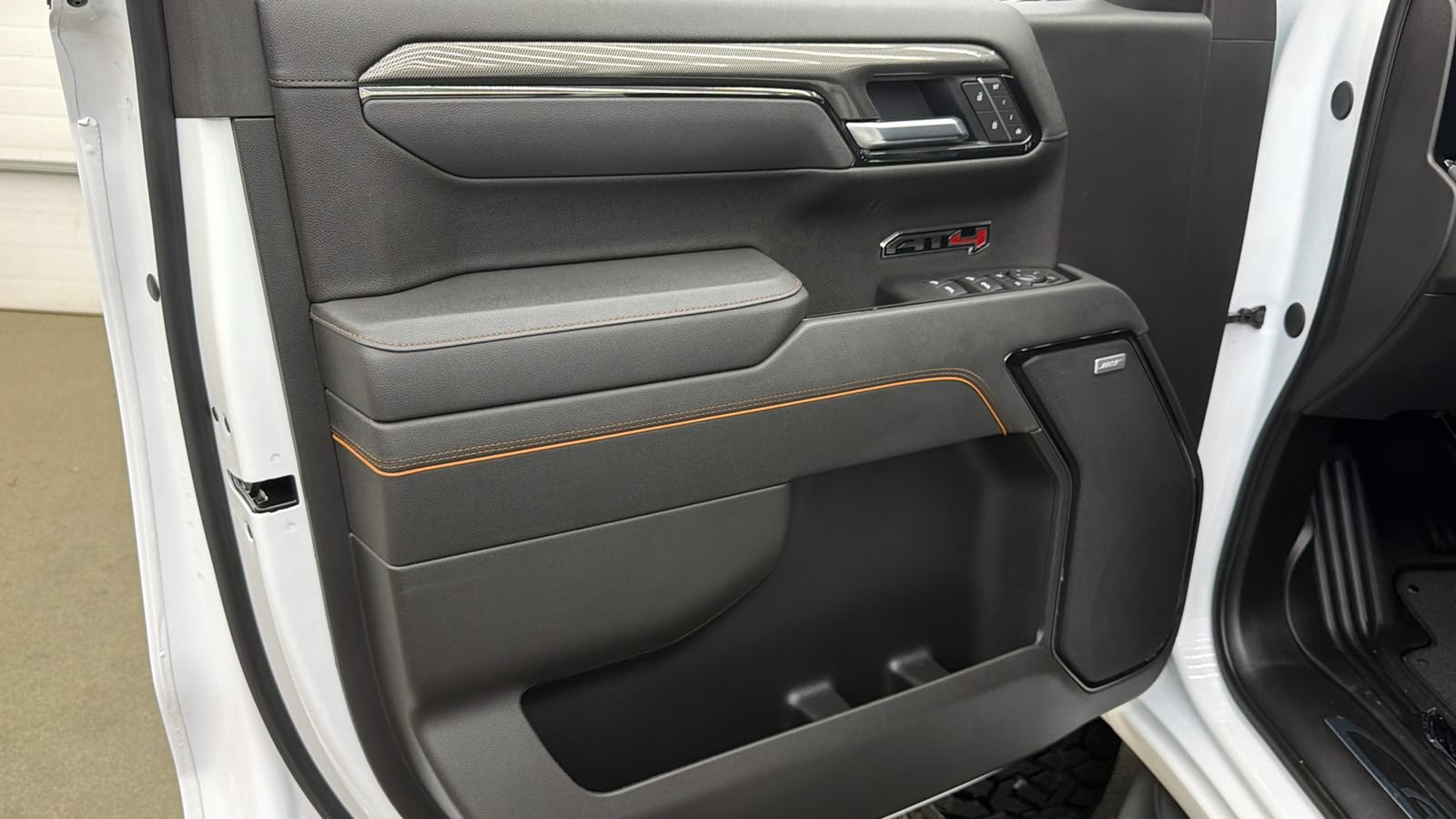 Used 2026 GMC Sierra 1500 AT4 w/ AT4 Premium Package AWD/4WD image 21