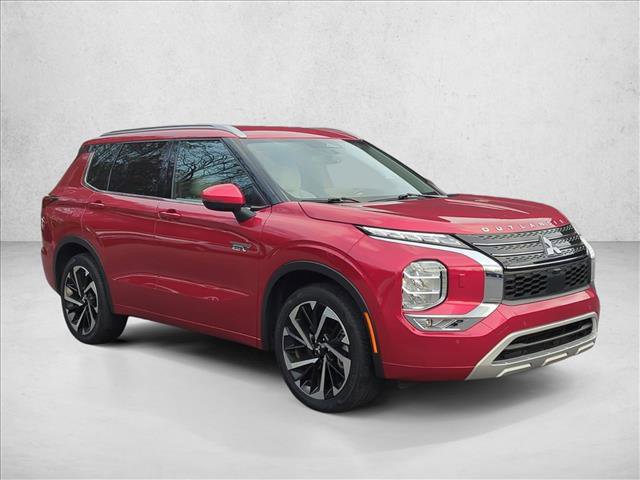 Used 2023 Mitsubishi Outlander SEL image 3
