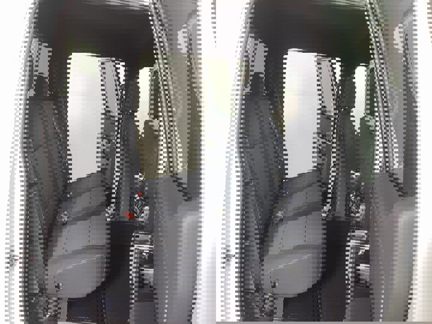 Used 2025 Ford F150 XLT w/ Equipment Group 302A MID image 9