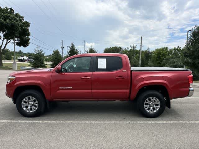 Used 2017 Toyota Tacoma SR5 w/ Tow Package AWD/4WD image 2