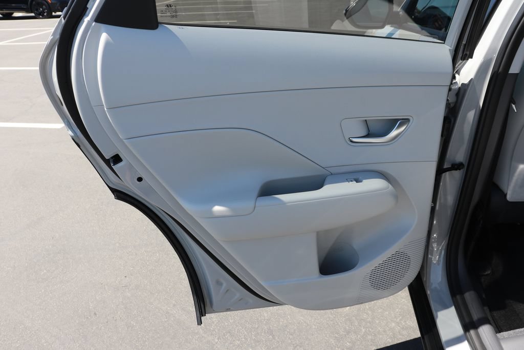 Used 2026 Hyundai Kona SEL Premium FWD image 12