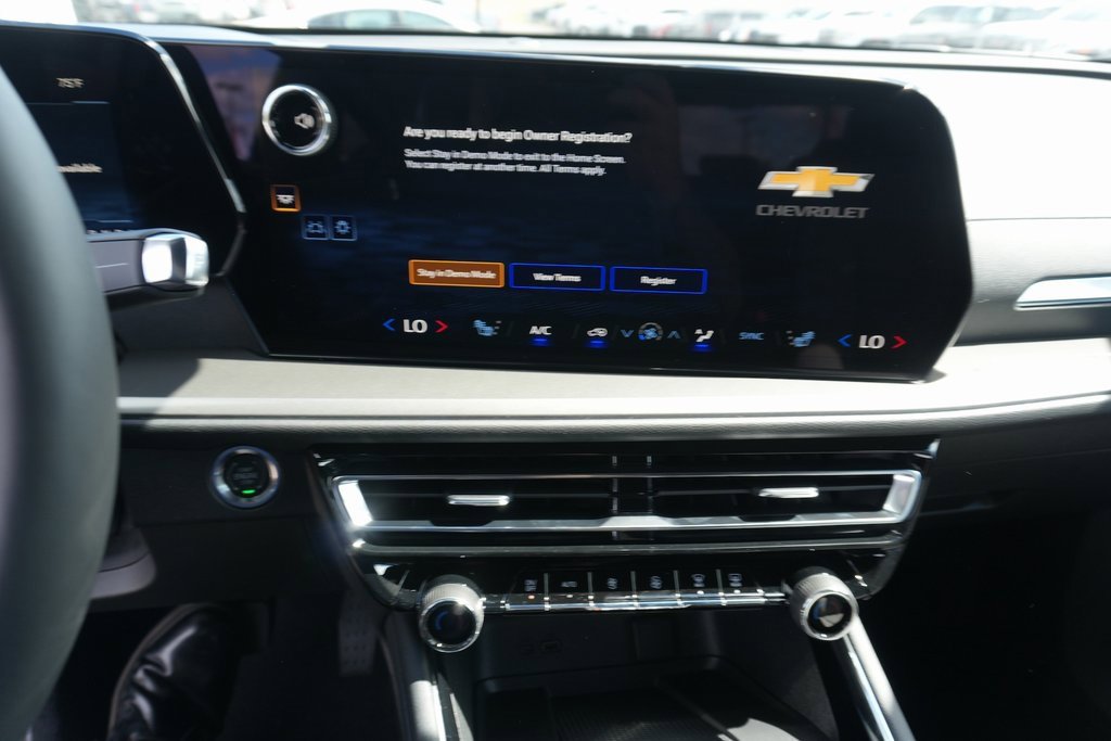 New 2026 Chevrolet Traverse LT w/ Driver Confidence Package image 16