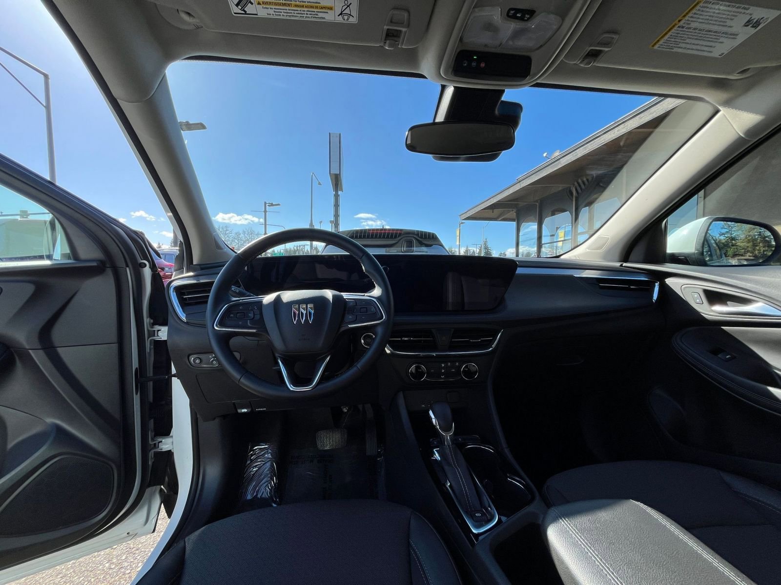 Used 2025 Buick Encore GX Preferred image 34