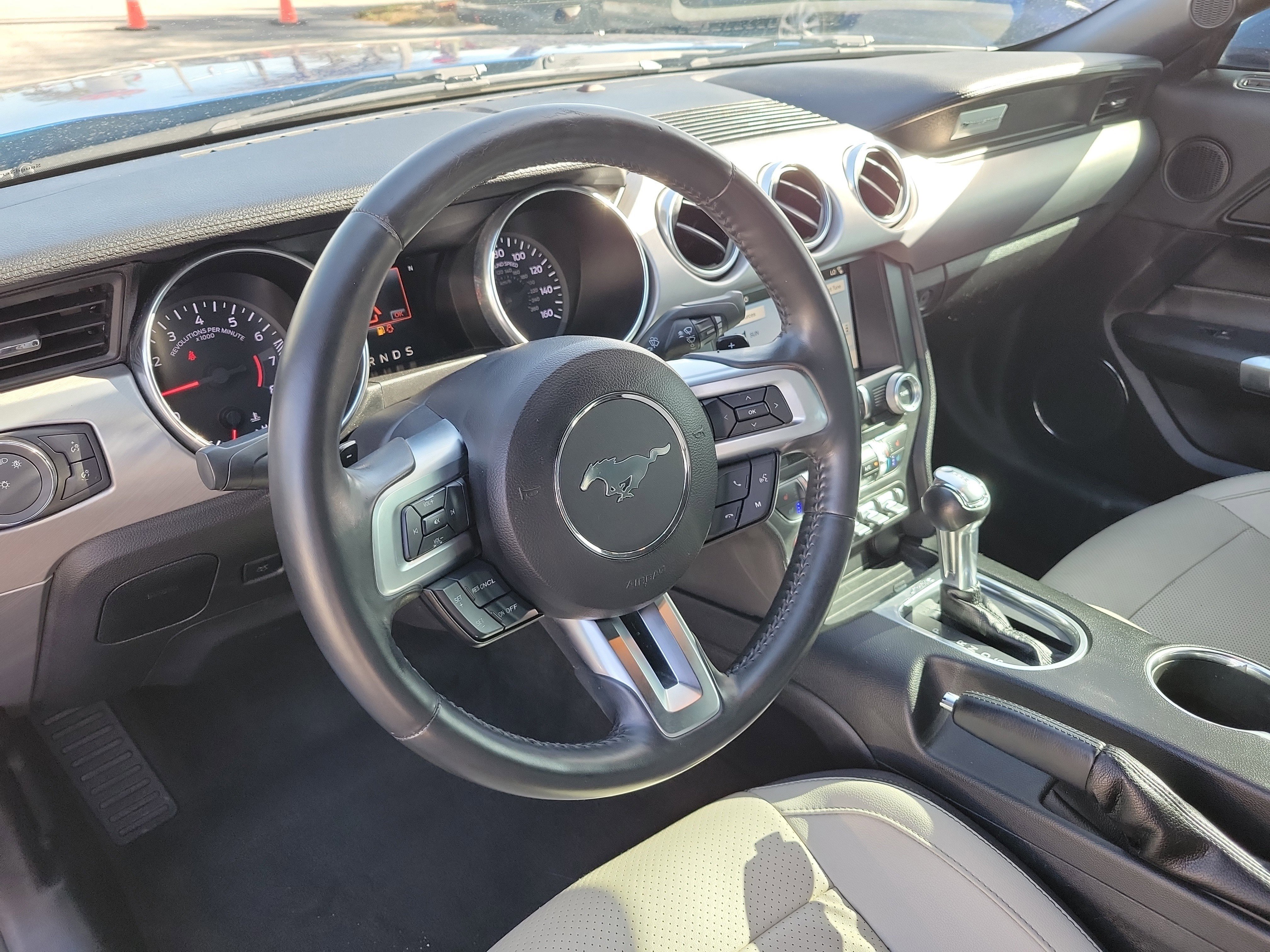 Used 2018 Ford Mustang Premium image 18