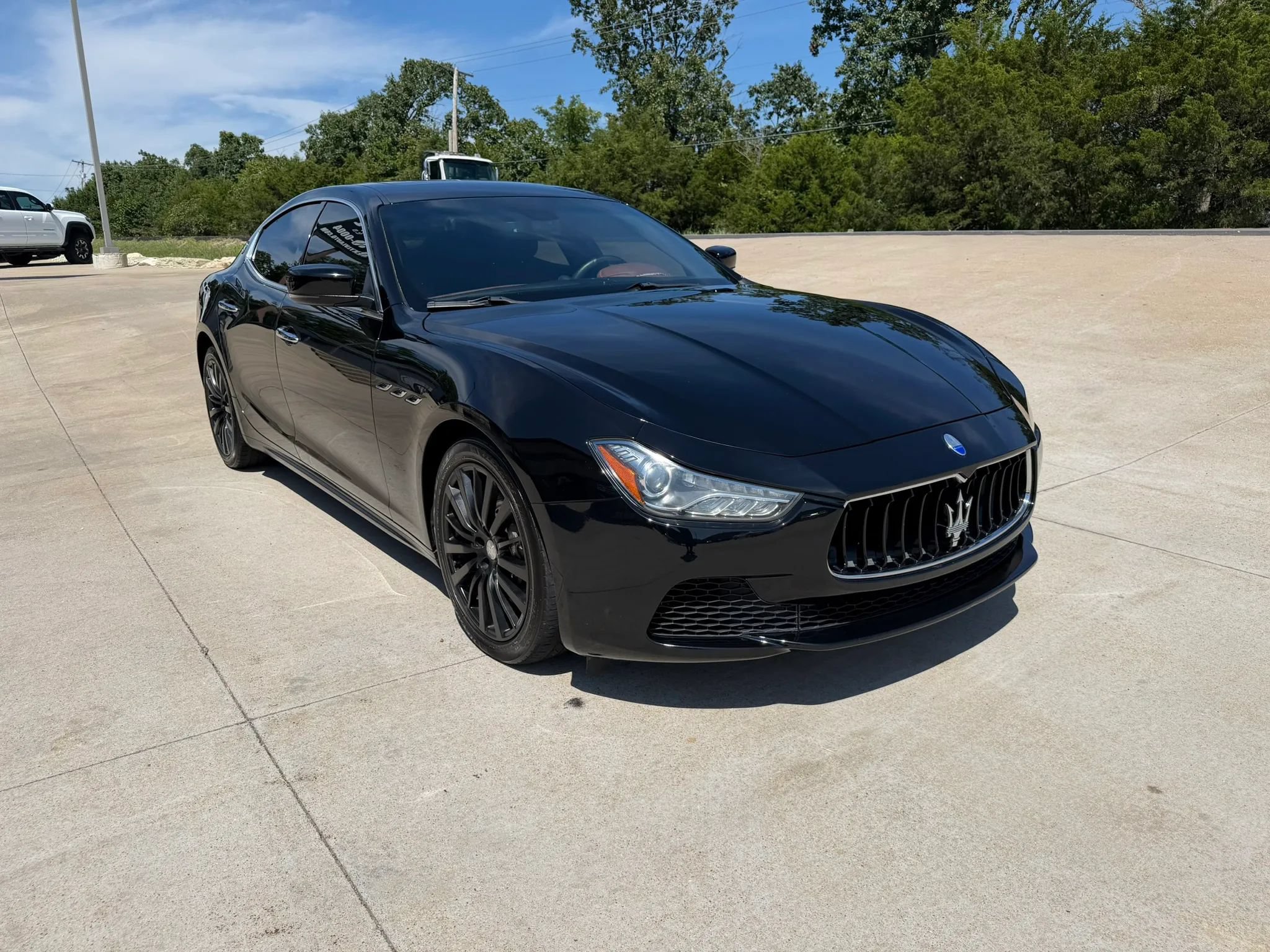 Used 2016 Maserati Ghibli S RWD image 3