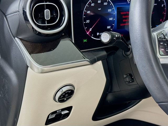 Used 2023 Mercedes-Benz GLC 300 image 10