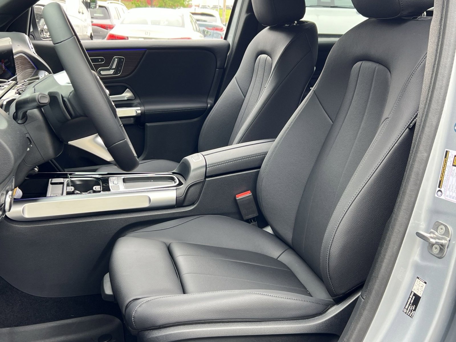 New 2026 Mercedes-Benz GLB 250 4MATIC image 18