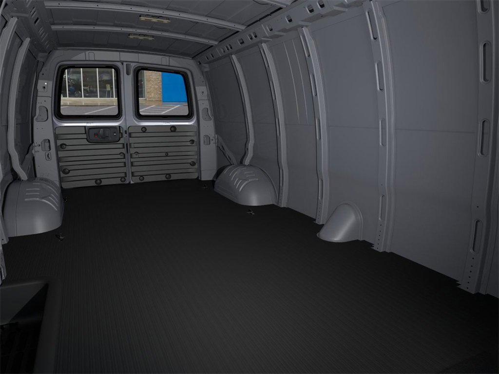 New 2025 GMC Savana 2500 Extended w/ Enhanced Convenience Package image 17