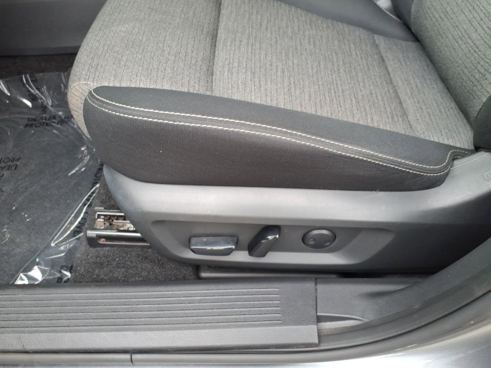 Certified 2023 Nissan Rogue SV image 14