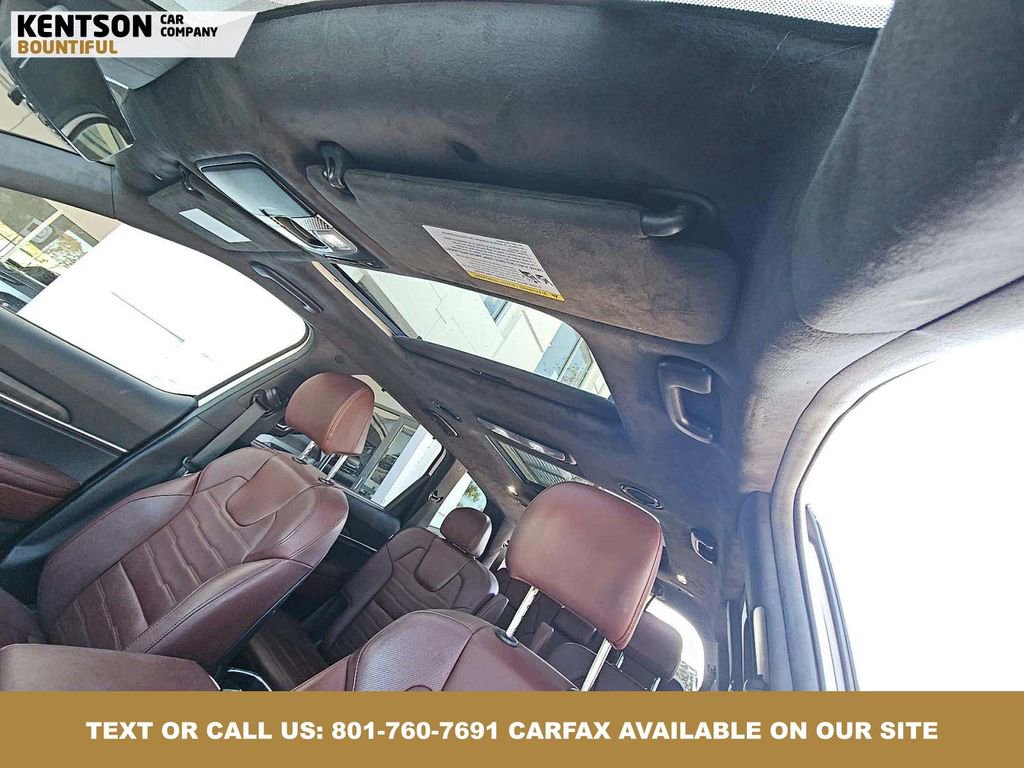 Used 2024 Kia Telluride SX Prestige image 3