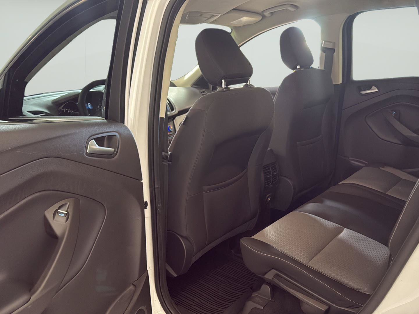 Used 2019 Ford Escape SE AWD/4WD image 11