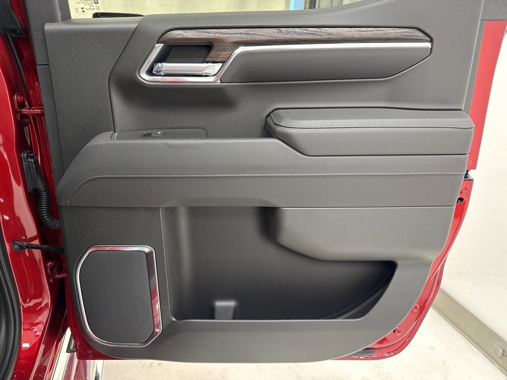 New 2026 GMC Sierra 1500 SLT w/ SLT Premium Package image 11