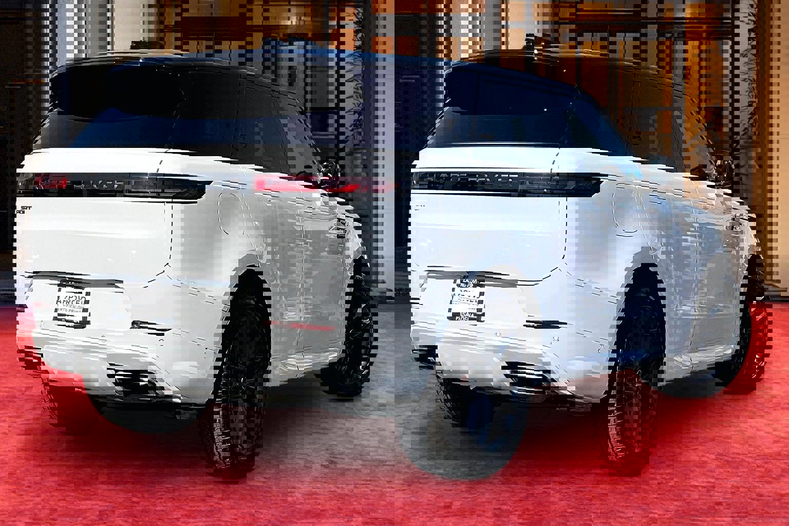 Certified 2024 Land Rover Range Rover Sport Dynamic SE image 12