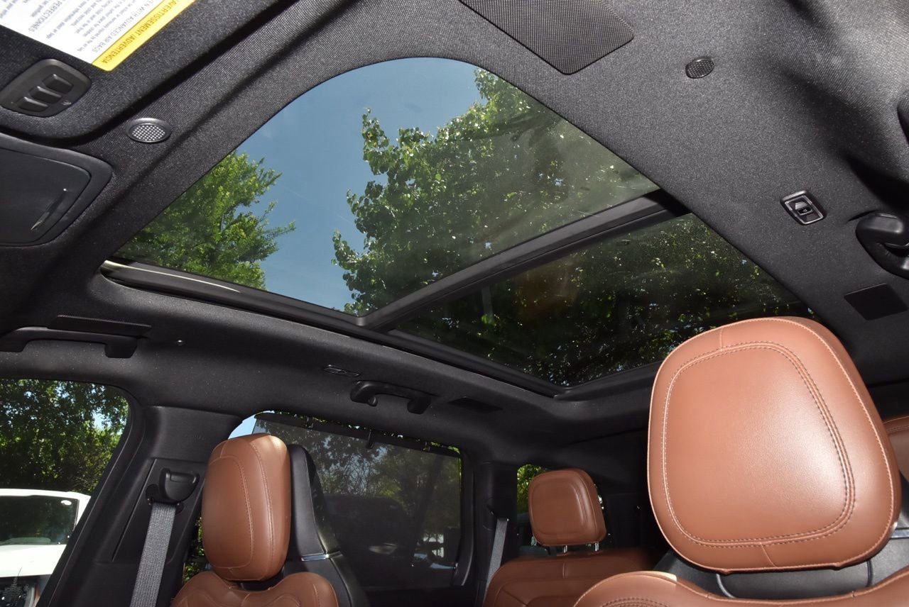 Used 2022 Lincoln Aviator Reserve w/ Equipment Group 201A image 36