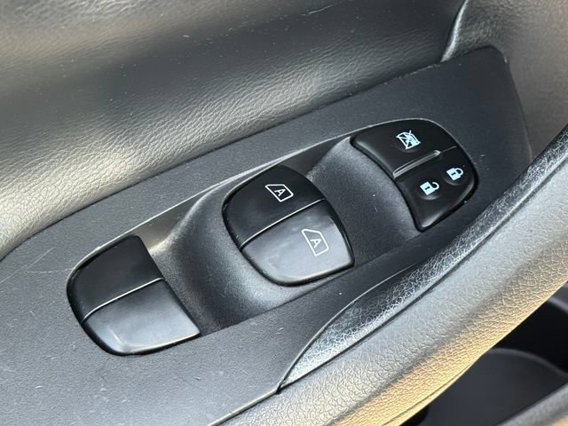 Used 2015 Nissan Altima 2.5 SL w/ Technology Package FWD image 26