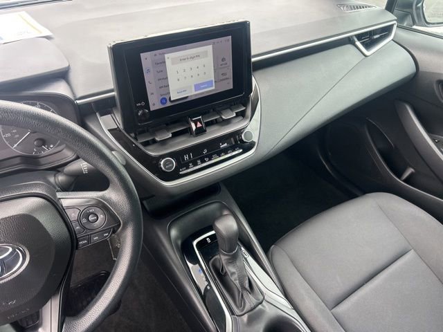 Used 2024 Toyota Corolla LE image 29