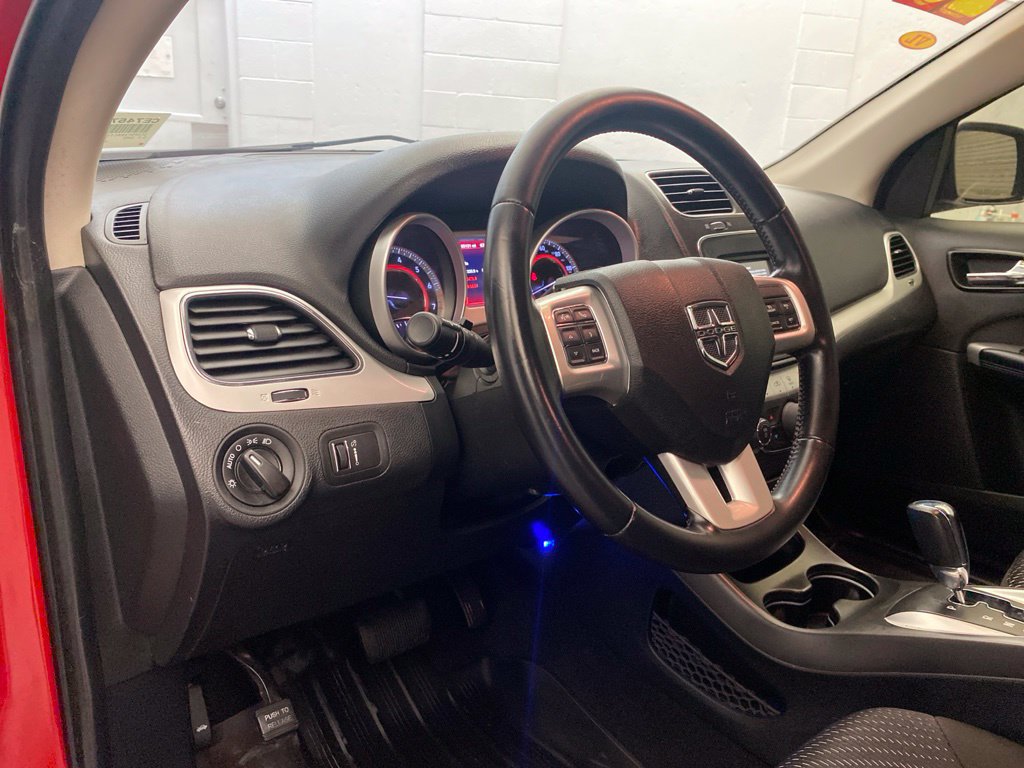 Used 2020 Dodge Journey SE w/ SE Popular Equipment Group FWD image 12