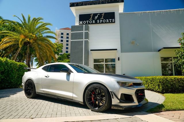 Used 2019 Chevrolet Camaro ZL1 image 81