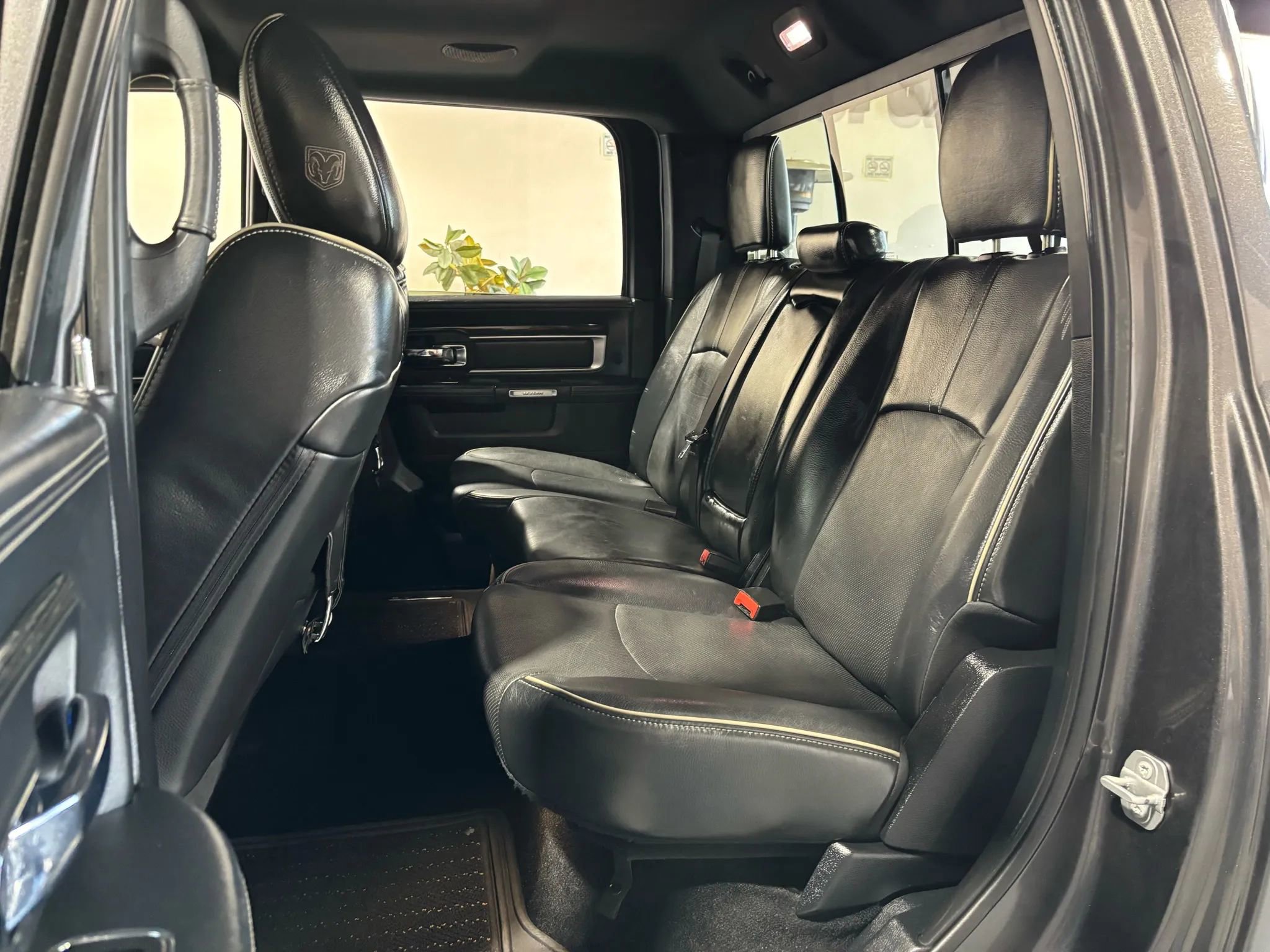 Used 2016 RAM 2500 Limited image 10