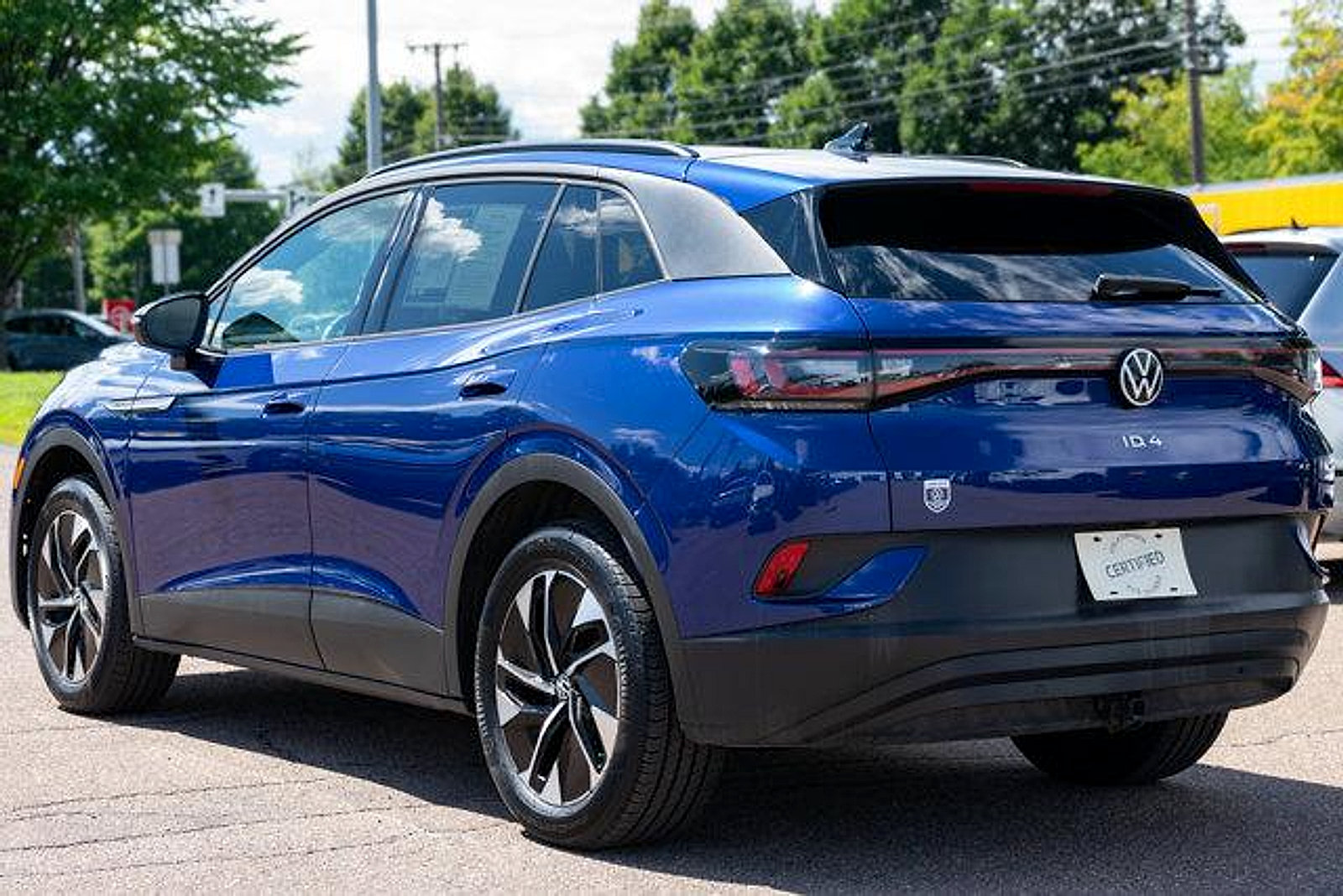 Certified 2022 Volkswagen ID.4 Pro S AWD/4WD image 4