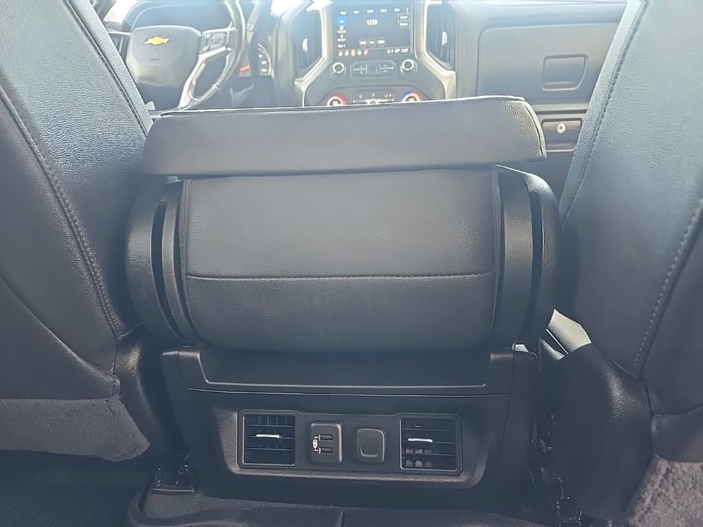 Used 2022 Chevrolet Silverado 2500 LT w/ Convenience Package image 23