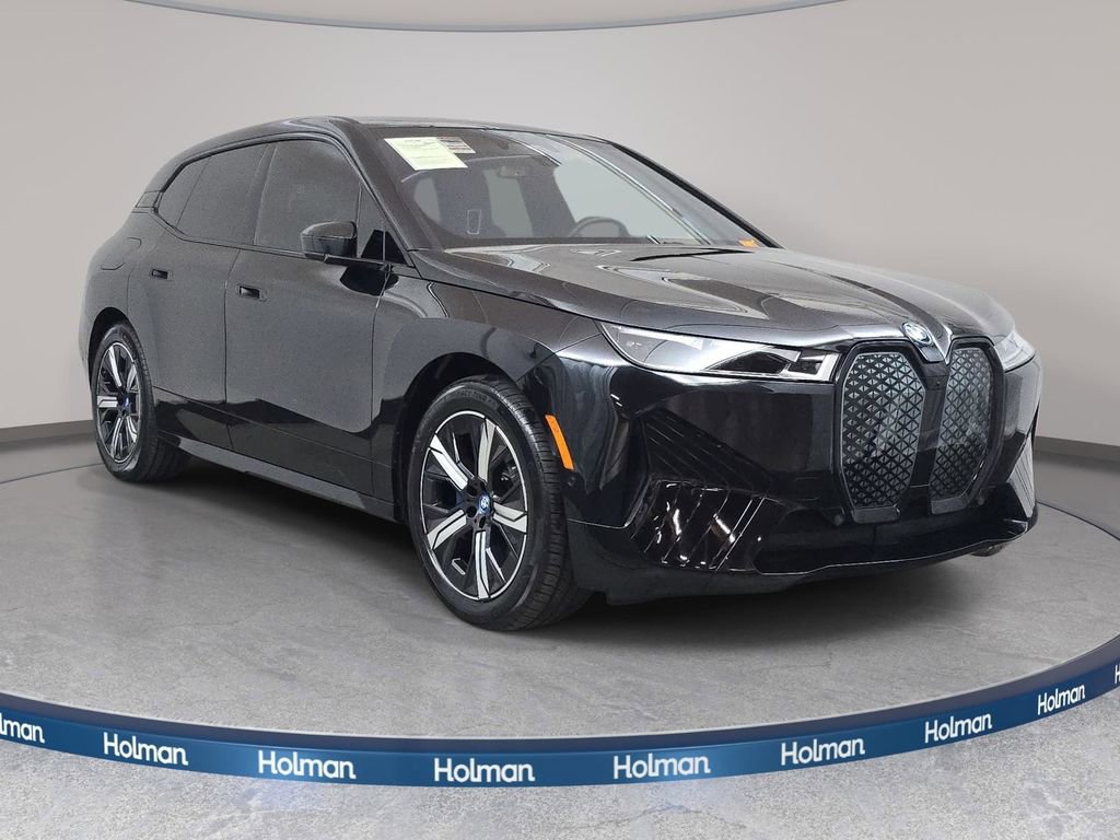Certified 2023 BMW iX xDrive50 w/ Premium Package image 3