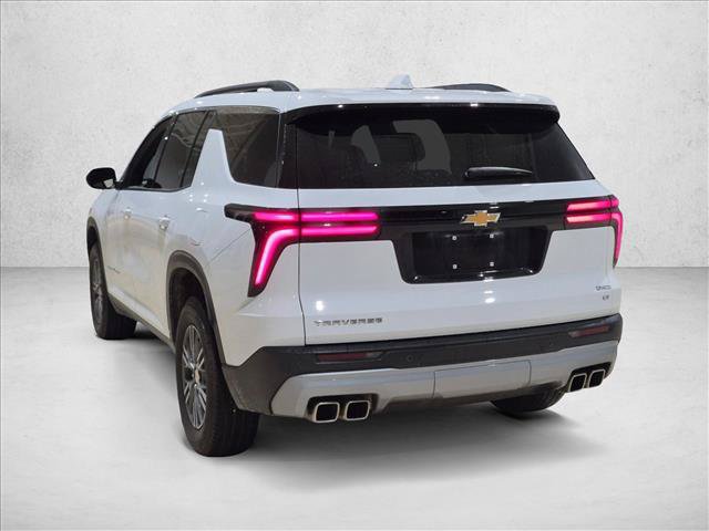 Used 2024 Chevrolet Traverse LT FWD image 5