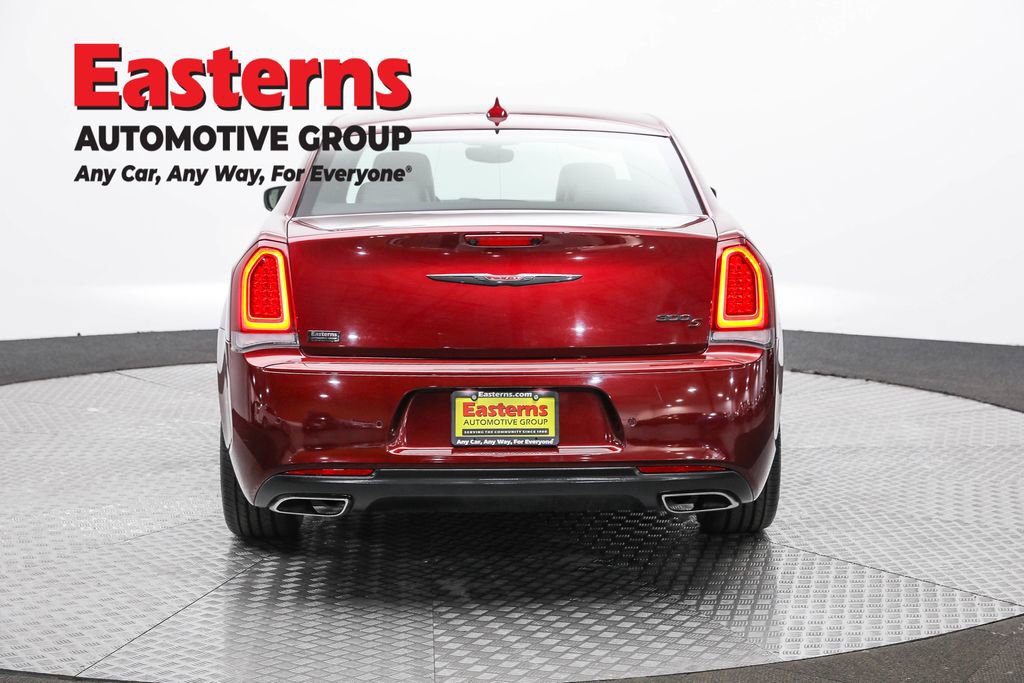 Used 2023 Chrysler 300 S image 6