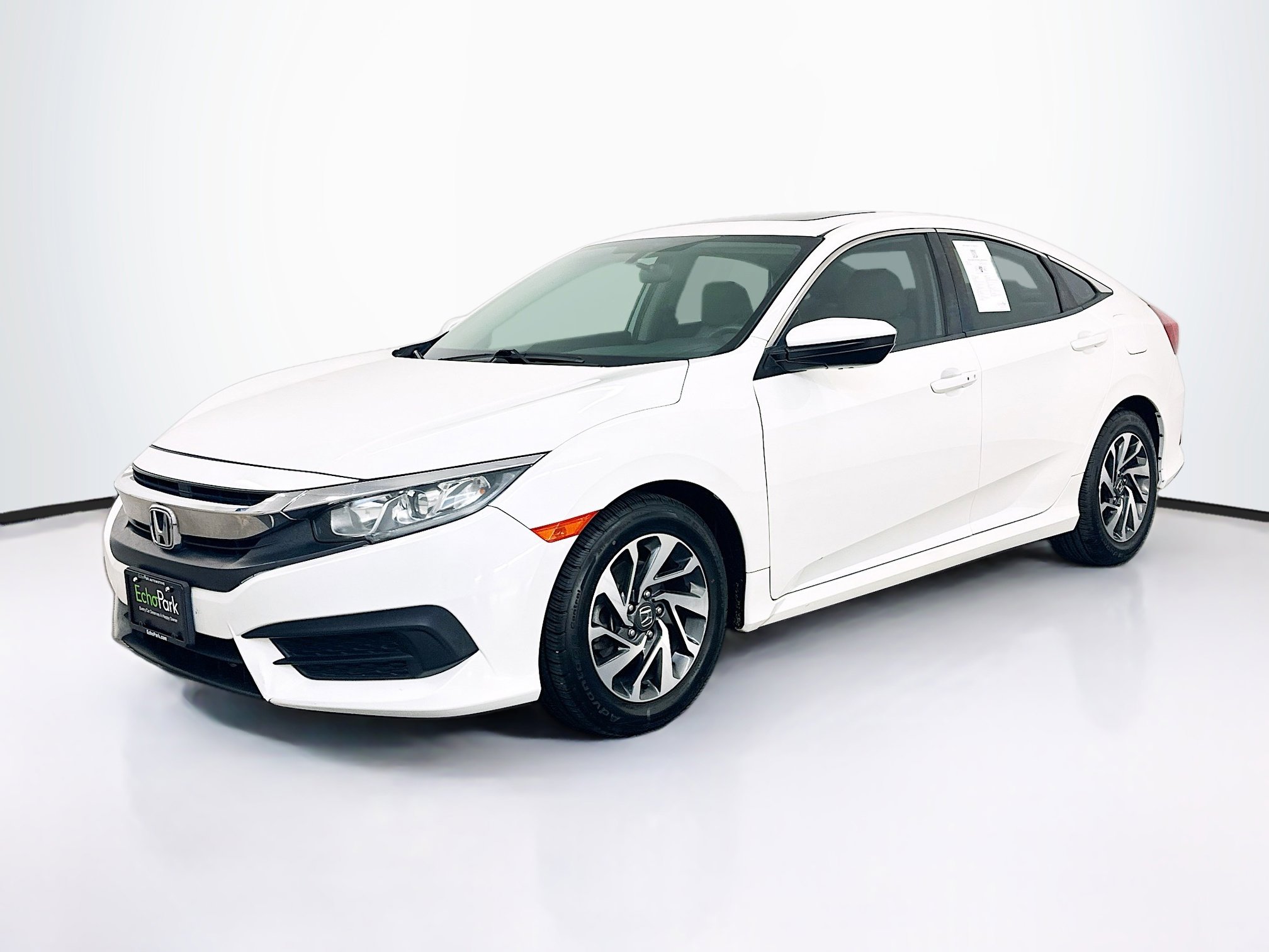 Used 2018 Honda Civic EX image 3